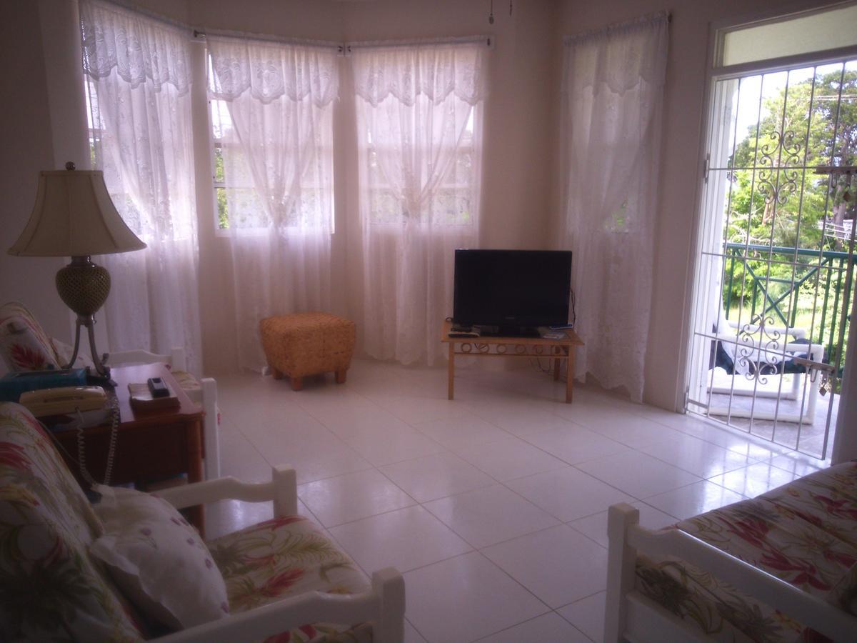 Miri-Joy Apartments Saint Peter Luaran gambar